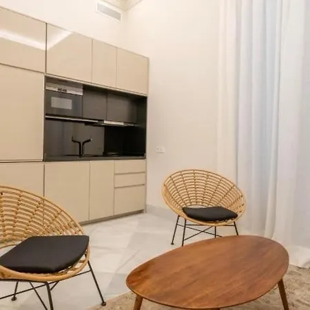 Apartment Hanza Tower Lux Jacusi & Sauna & Pool