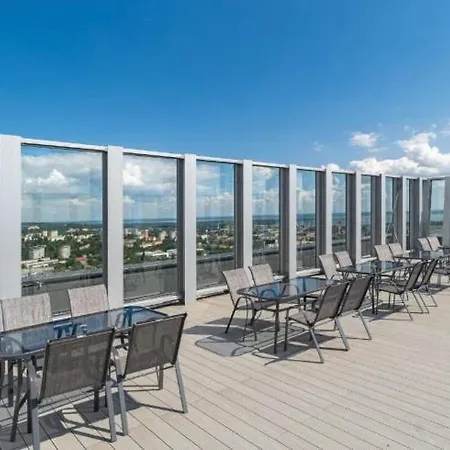 Hanza Tower Lux Jacusi & Sauna & Pool *