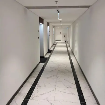 Hanza Tower Lux Jacusi & Sauna & Pool