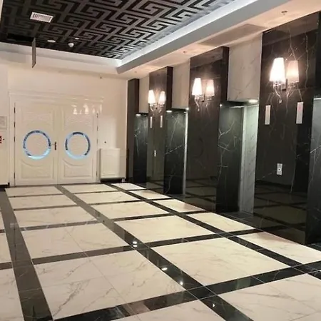 Hanza Tower Lux Jacusi & Sauna & Pool *